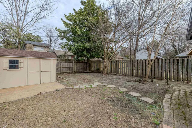 $319,000 | 1900 Snowden Avenue, Memphis, TN 38107