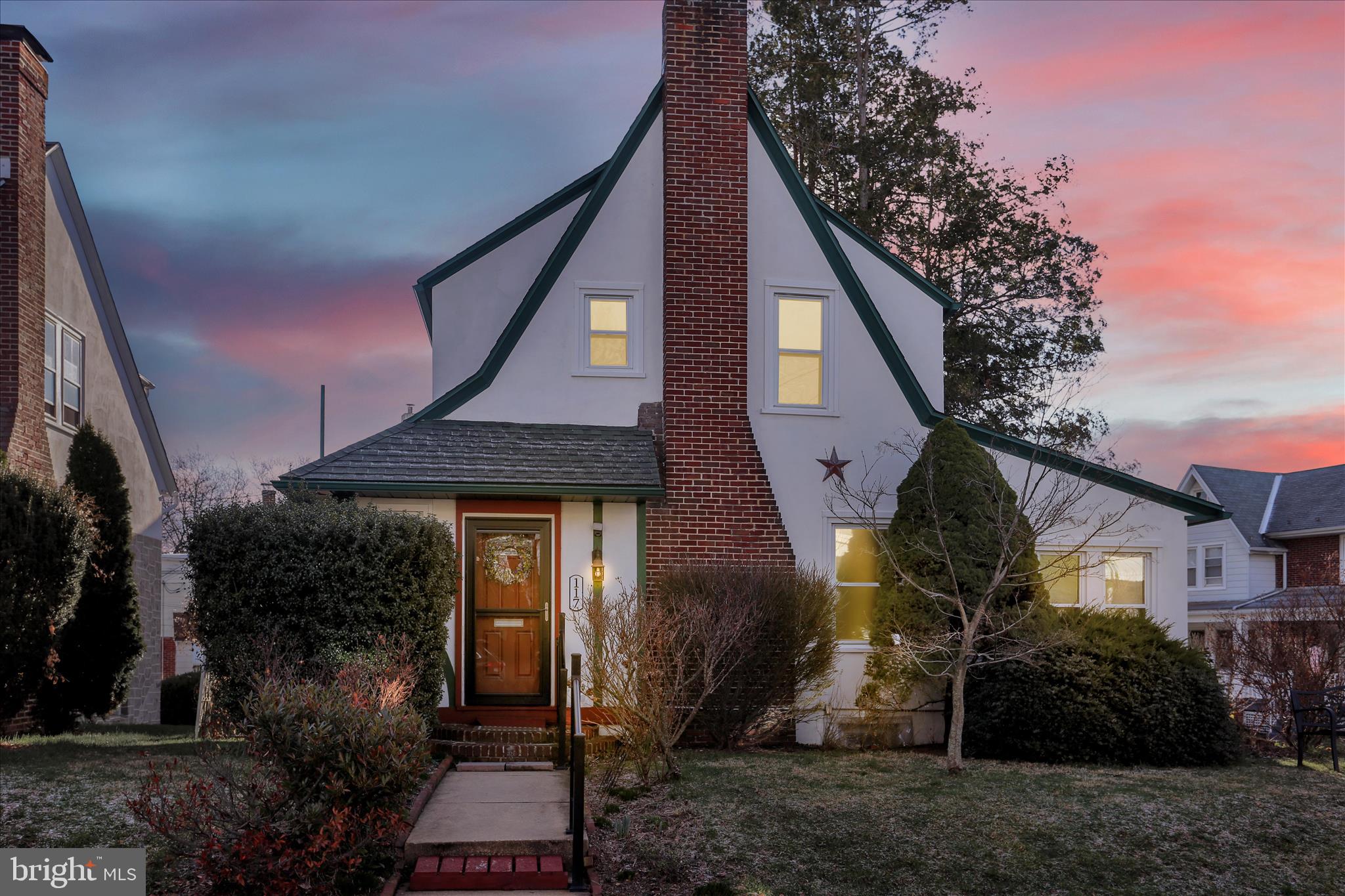 117 Center Street Reading, PA 19606 - Photo 28 of 28 a front view of a house with garden