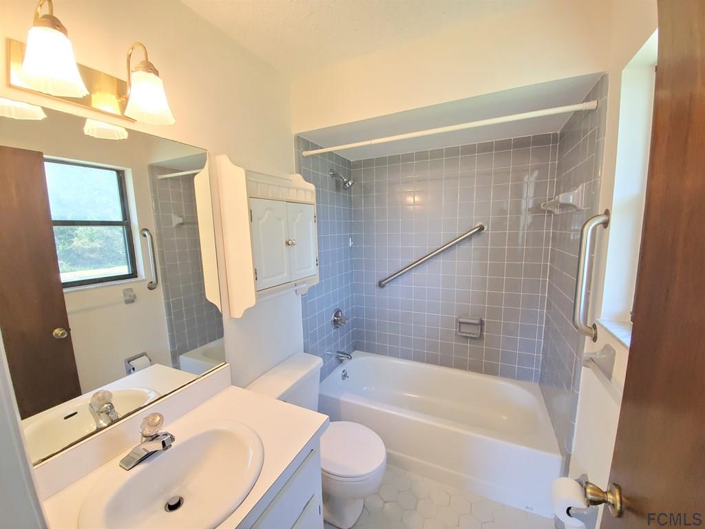 125 Rae Drive Palm Coast, FL 32164 - Photo 12 of 25 Gallery Image 12