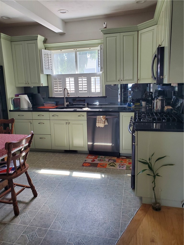 29 Canal Street, Unit 1 Woonsocket, RI 02895 - Photo 5 of 23