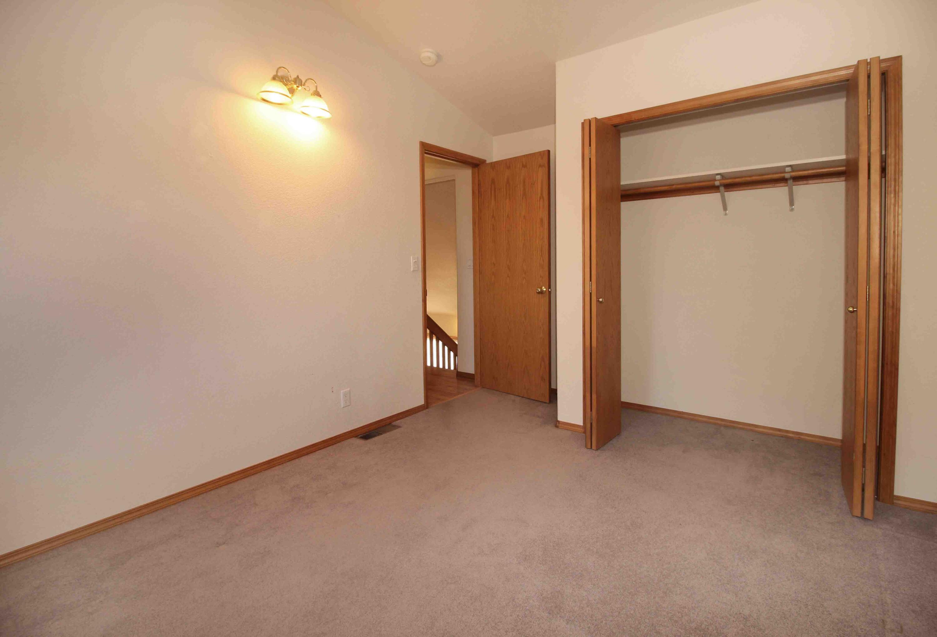 1722 Southeast Virginia Road Bend, OR 97702 - Photo 18 of 22 IMG_7575