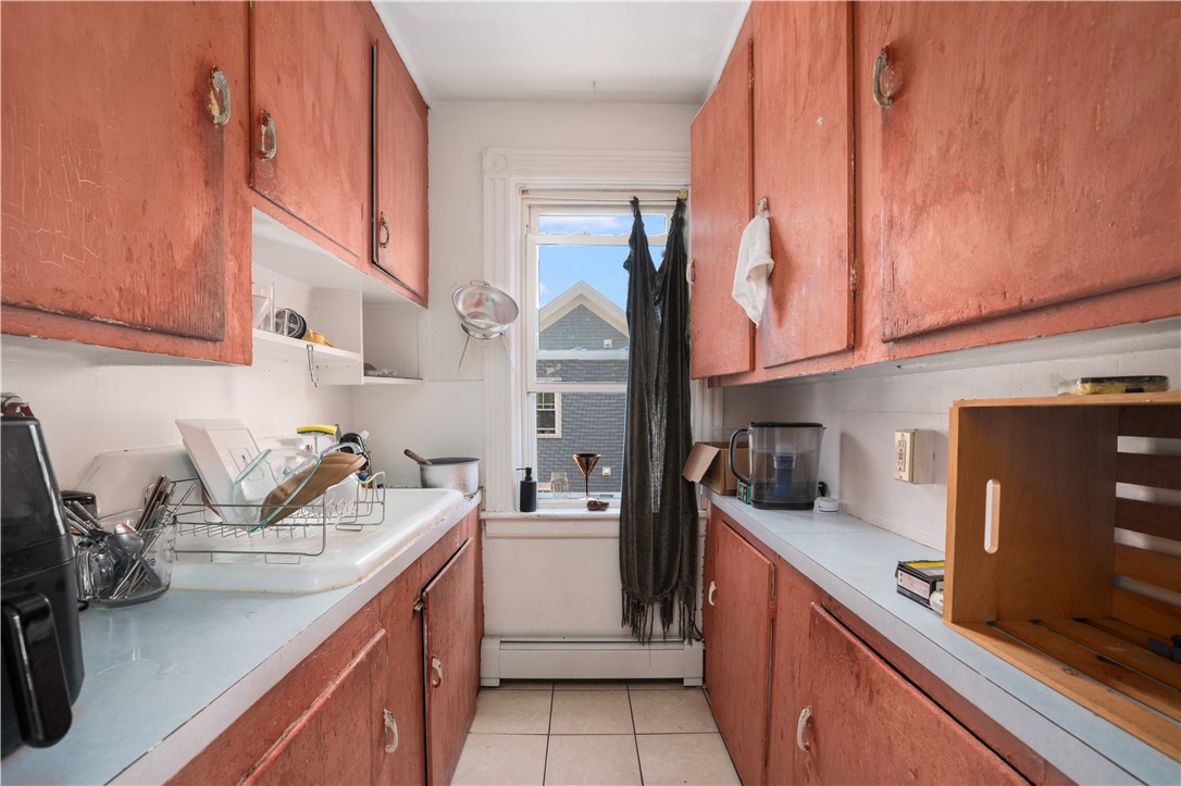 217 Amherst Street Providence, RI 02909 - Photo 4 of 23