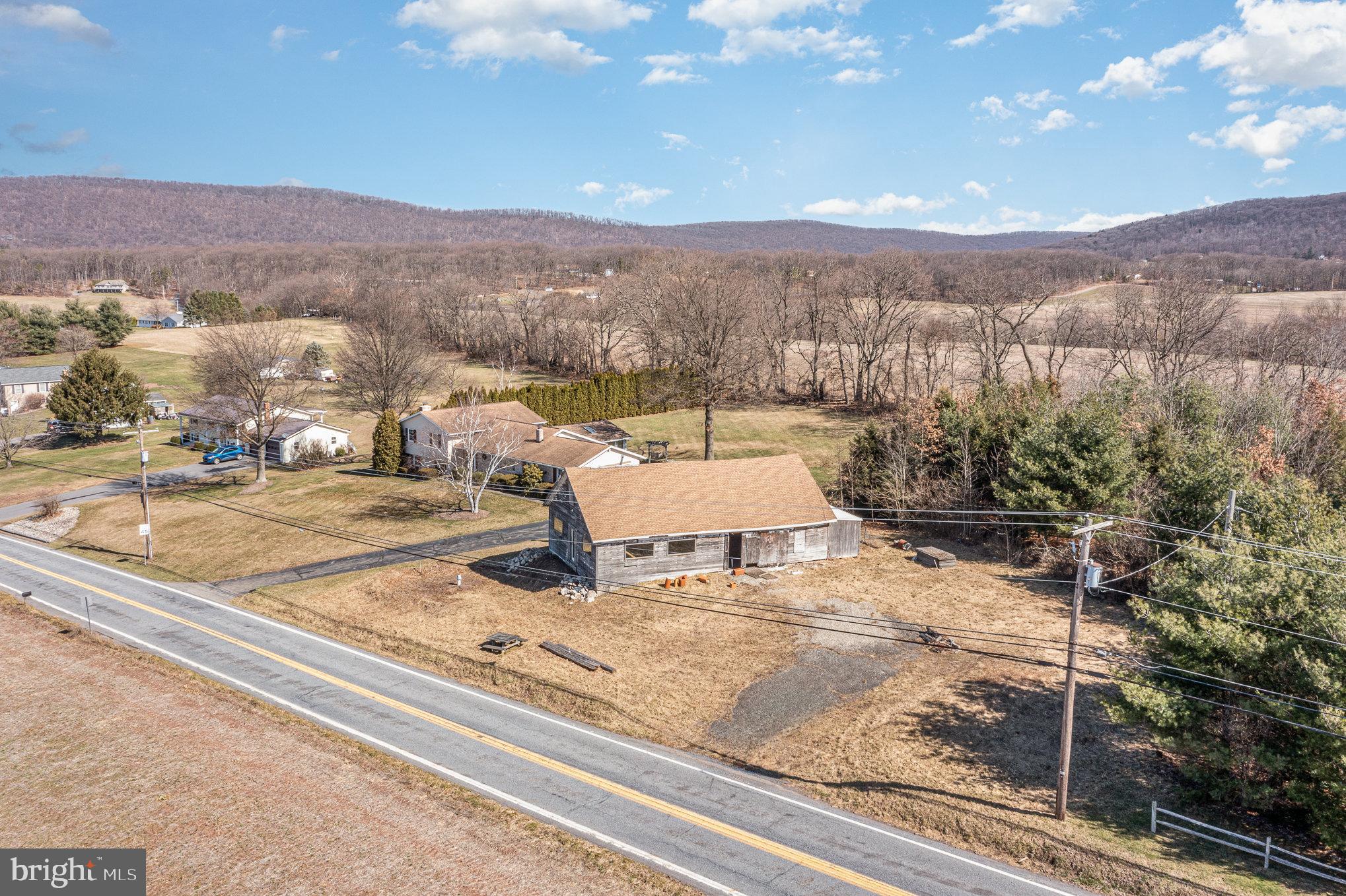 543 Mountain House Road Halifax, PA 17032 - Photo 4 of 22