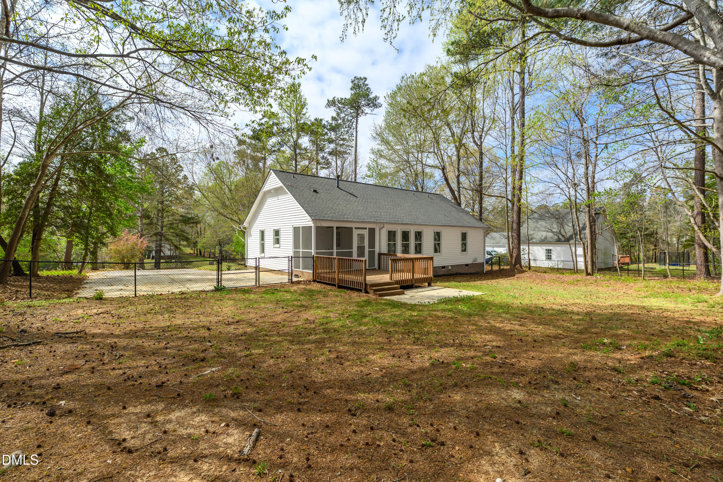 184 Rynal Drive Garner, NC 27529 - Photo 27 of 32 27 -184 rynal dr, exterior