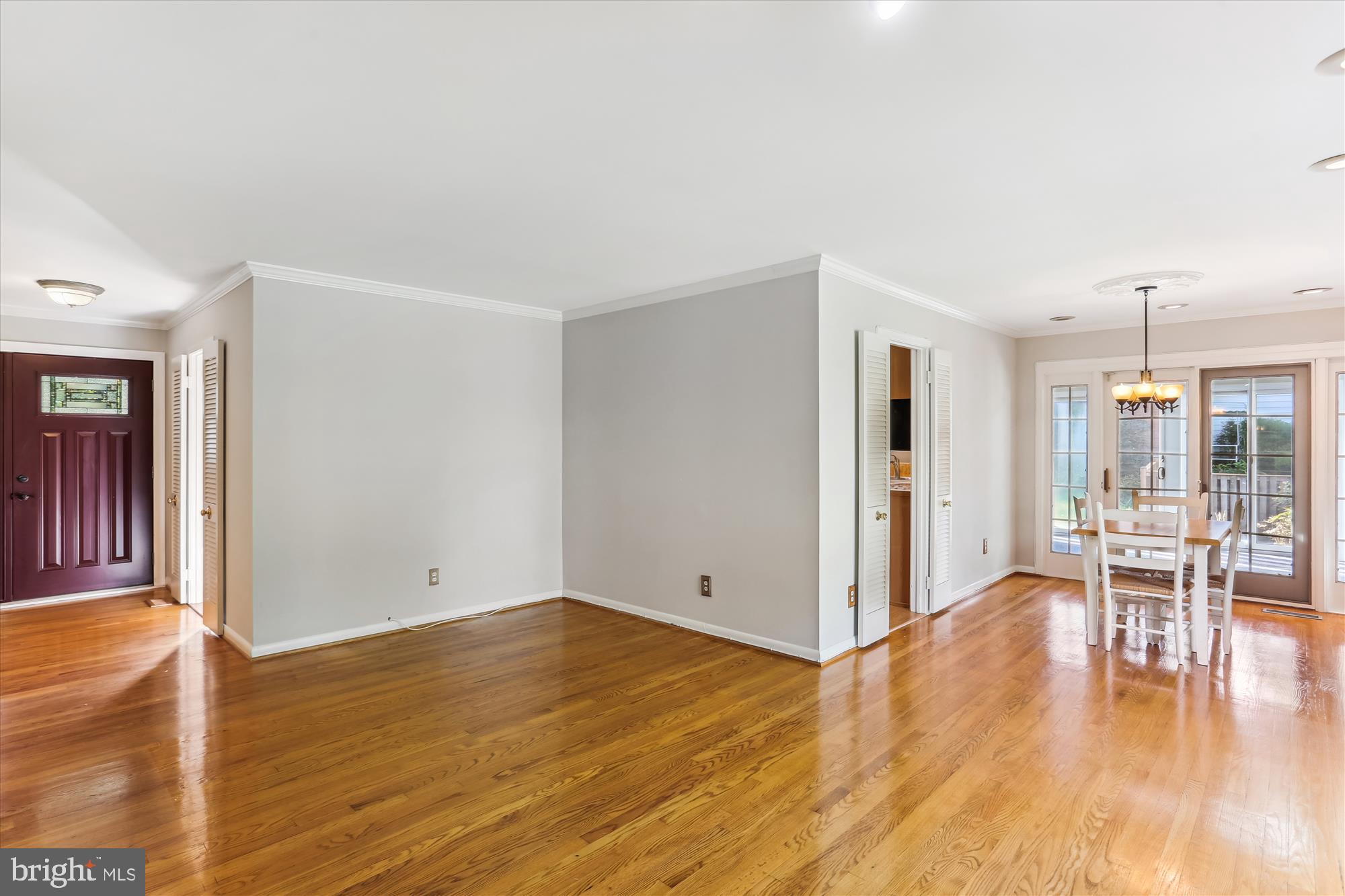 816 Olive Drive Silver Spring, MD 20905 - Photo 17 of 72 Family room with hardwoods