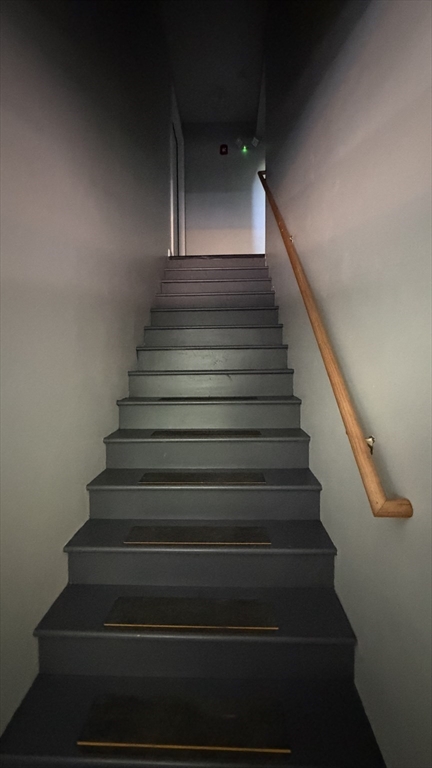 174 Locust Street Springfield, MA 01108 - Photo 26 of 35 Gallery Image 26