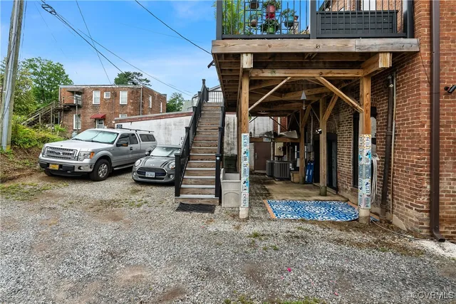 $474,000 | 215 West 3rd Street, Farmville, VA 23901