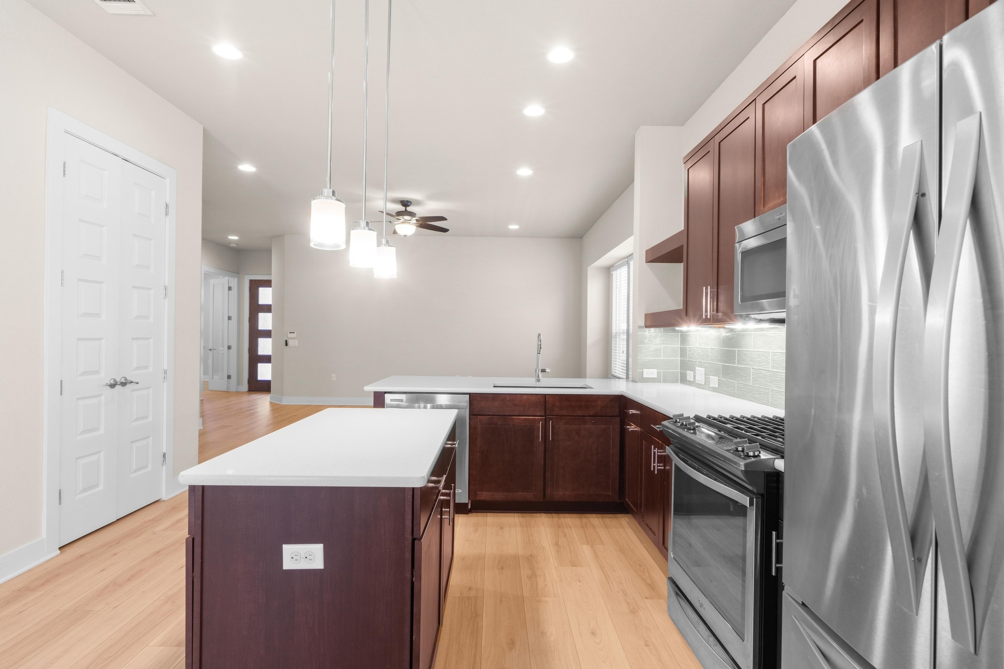 6409 Alleyton Drive Austin, TX 78721 - Photo 15 of 32