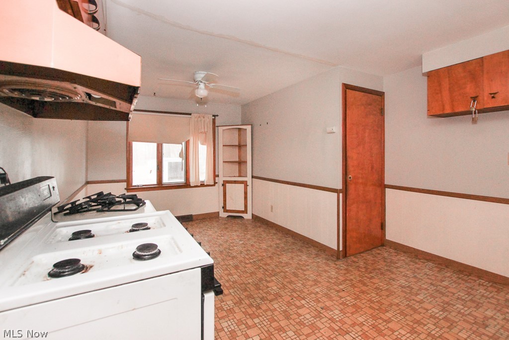 3687 Highland Road Cleveland, OH 44111 - Photo 8 of 26 Gallery Image 8