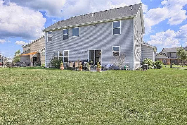 5102 Jacks Boulevard Champaign, IL 61822 - Photo 35 of 36 a front view of house with yard and green space