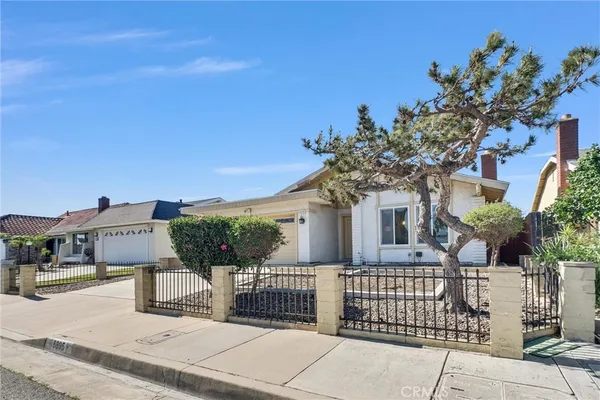 $1,099,000 | 8895 Brooke Avenue, Westminster, CA 92683