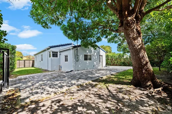 $4,800 | 2396 Southwest 20th Street, Miami, FL 33145