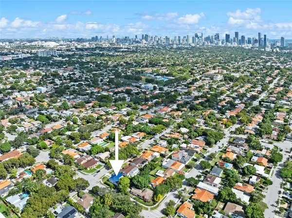 $4,800 | 2396 Southwest 20th Street, Miami, FL 33145