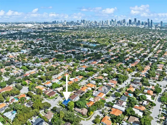 $5,200 | 2396 Southwest 20th Street, Miami, FL 33145