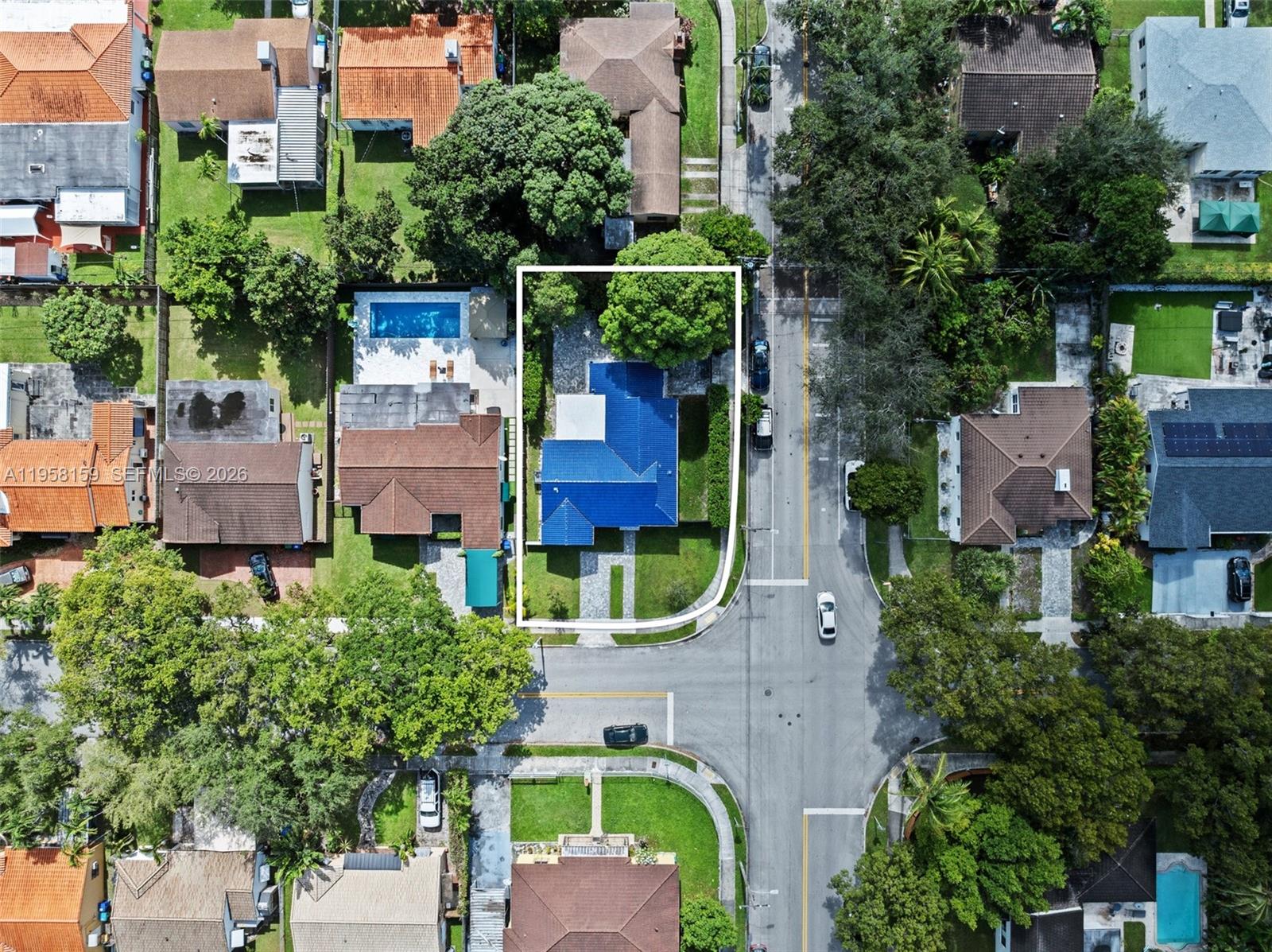 2396 Southwest 20th Street Miami, FL 33145 - Photo 32 of 35