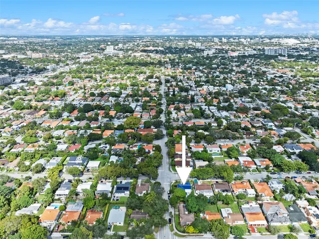 $5,200 | 2396 Southwest 20th Street, Miami, FL 33145