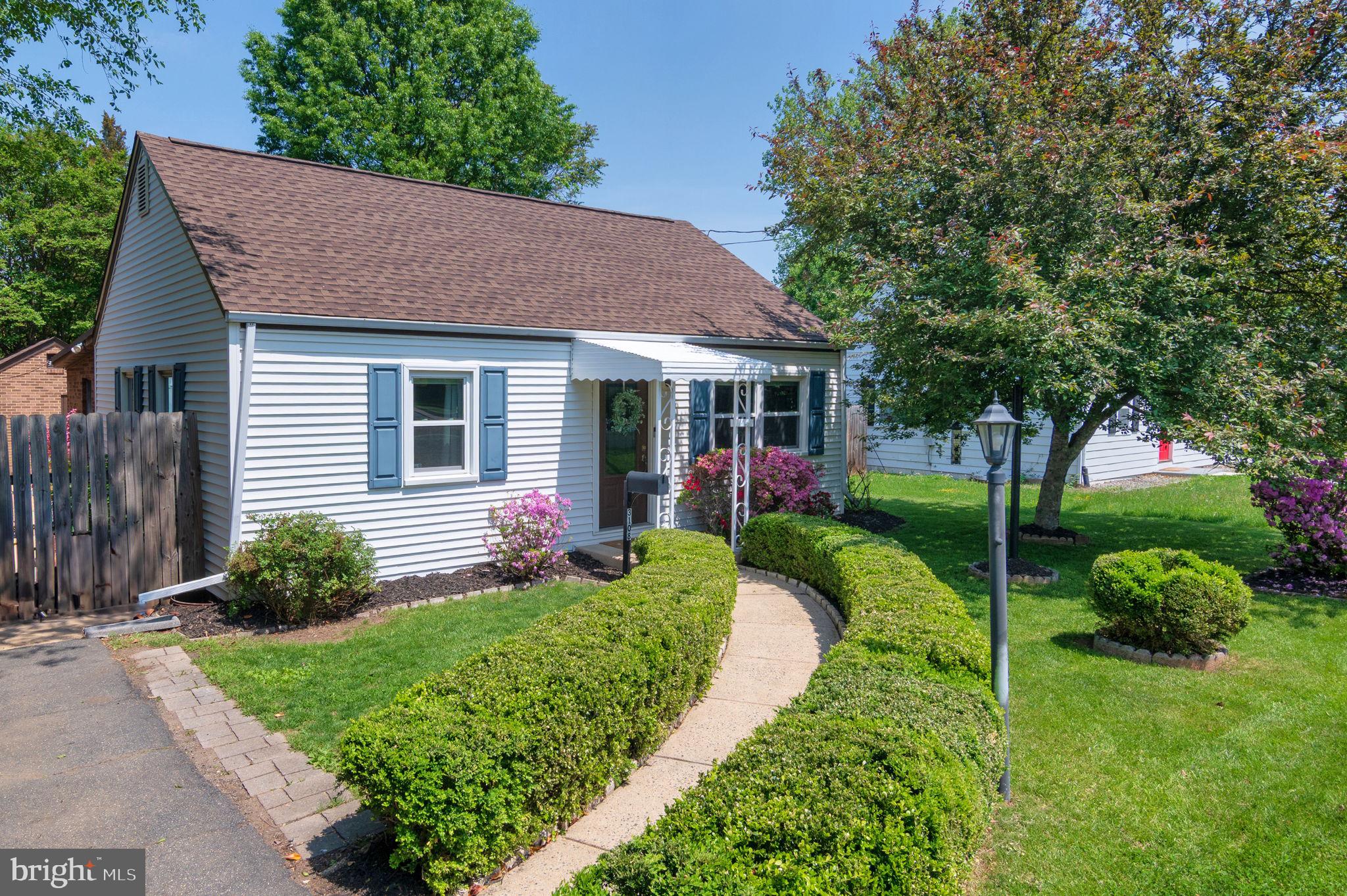 3108 Burgundy Road Alexandria, VA 22303 - Photo 1 of 39 NO HOA - Location, Location, Location