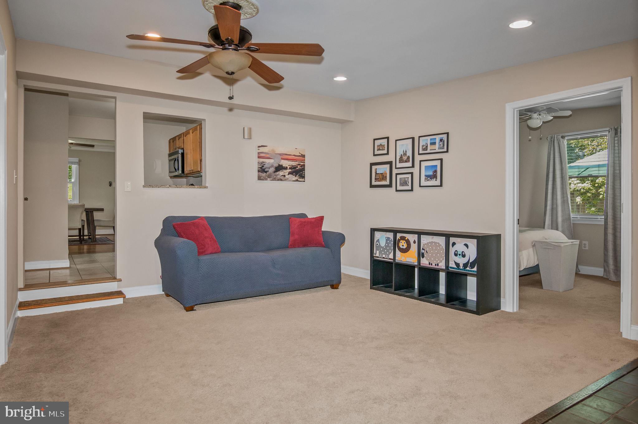 3108 Burgundy Road Alexandria, VA 22303 - Photo 14 of 39 Very spacious !