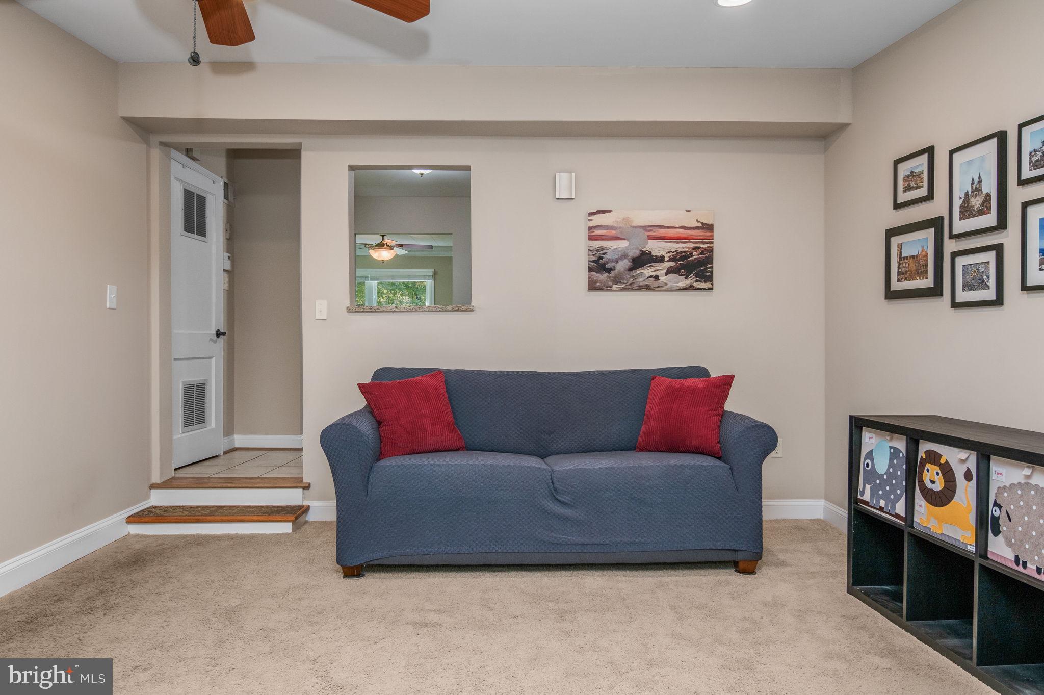3108 Burgundy Road Alexandria, VA 22303 - Photo 15 of 39 Very spacious !