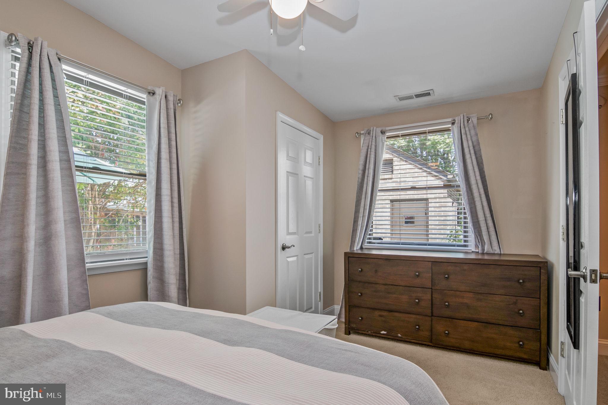 3108 Burgundy Road Alexandria, VA 22303 - Photo 27 of 39 Primary bedroom!
