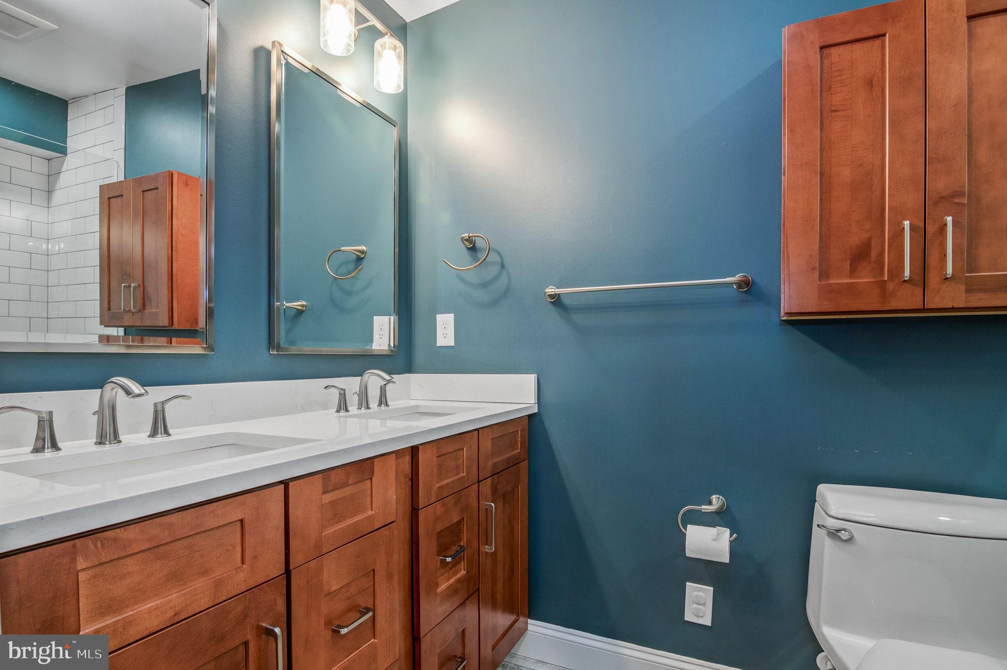 3108 Burgundy Road Alexandria, VA 22303 - Photo 28 of 39 Remodeled Full bath!