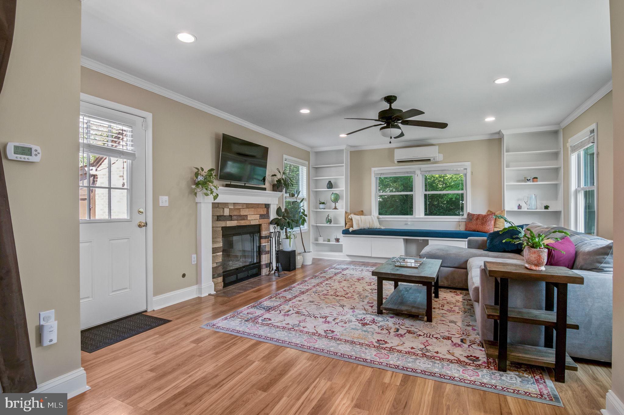 3108 Burgundy Road Alexandria, VA 22303 - Photo 3 of 39 Great Room addition!