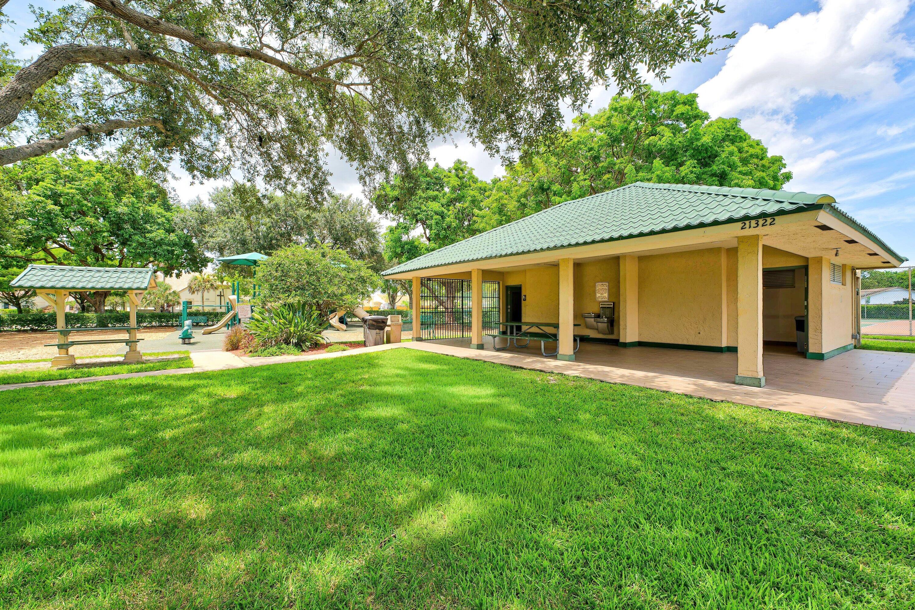 21155 Shady Vista Lane Boca Raton, FL 33428 - Photo 46 of 47 043-21155ShadyVistaLane-BocaRaton-FL-334