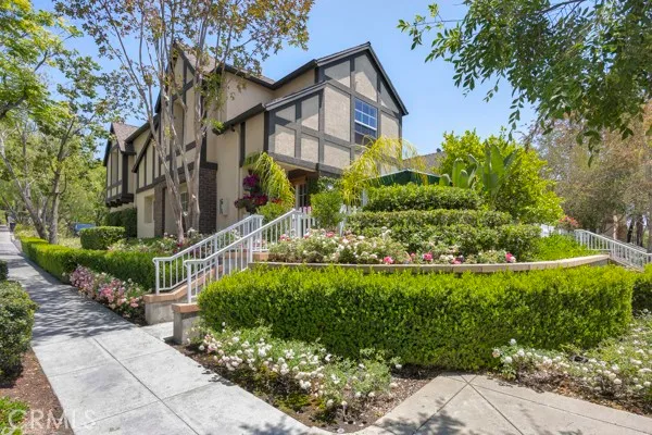 $899,900 | 74 Three Vines Court, Ladera Ranch, CA 92694
