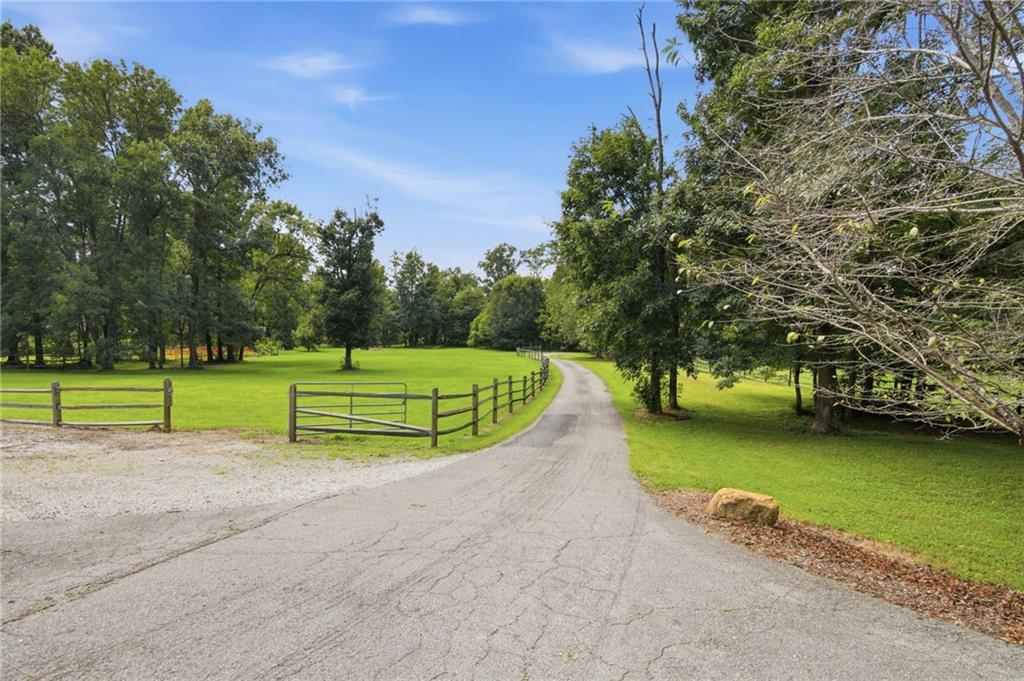 952 Thomas Road Canton, GA 30115 - Photo 80 of 87 Gallery Image 80