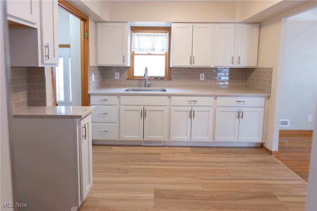 4354 Redding Road Cleveland, OH 44109 - Photo 8 of 23 Gallery Image 8