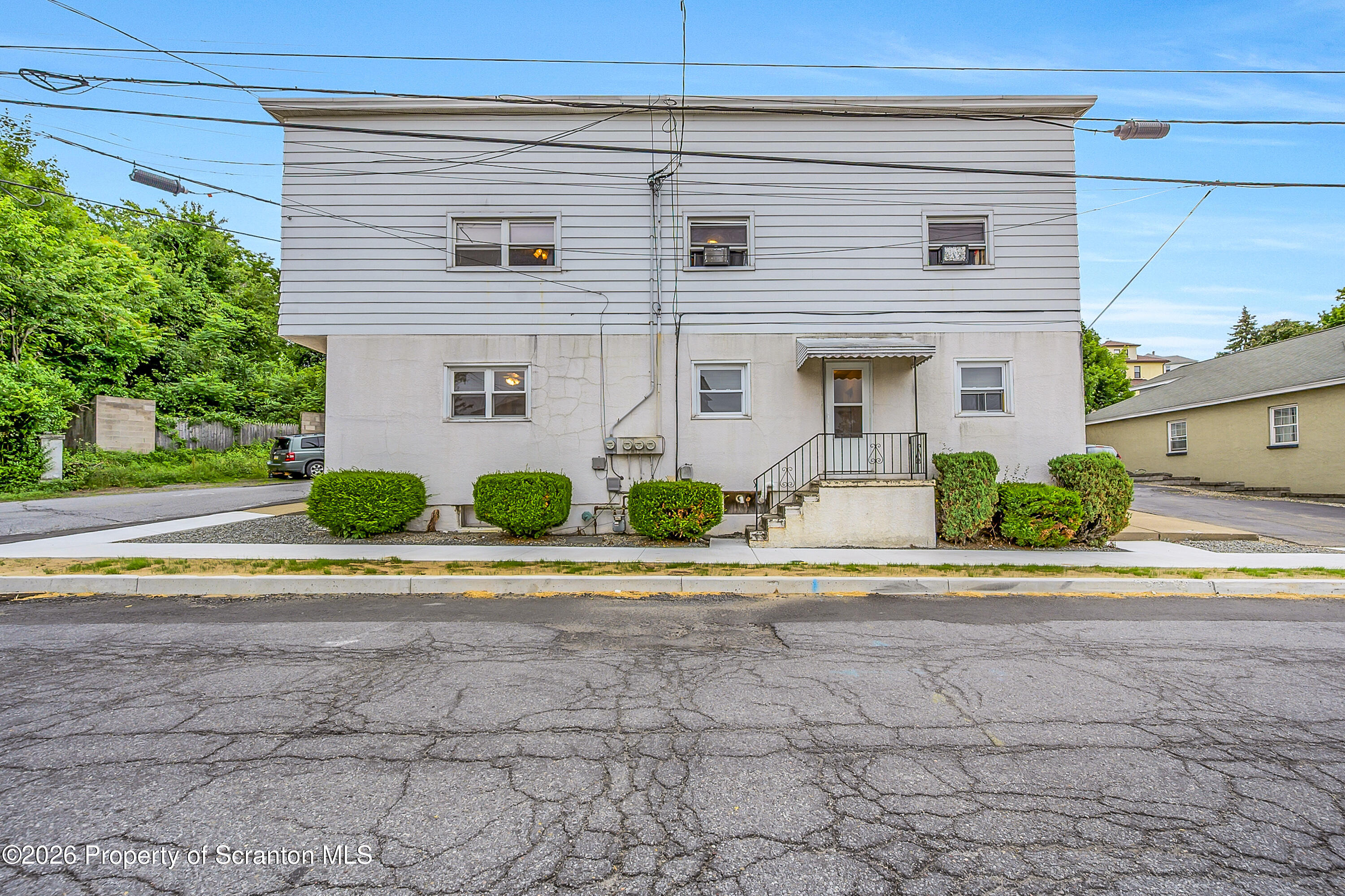 535 Chestnut Street Dunmore, PA 18512 - Photo 1 of 20 Chestnut-10