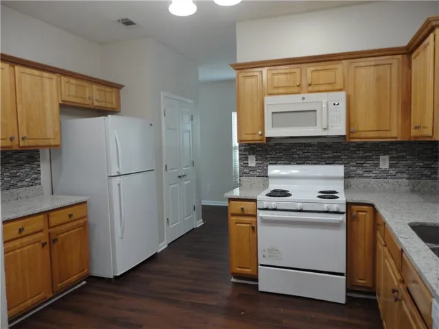 $2,200 | 1715 Crestwell Lane Southwest, Grayson, GA 30017