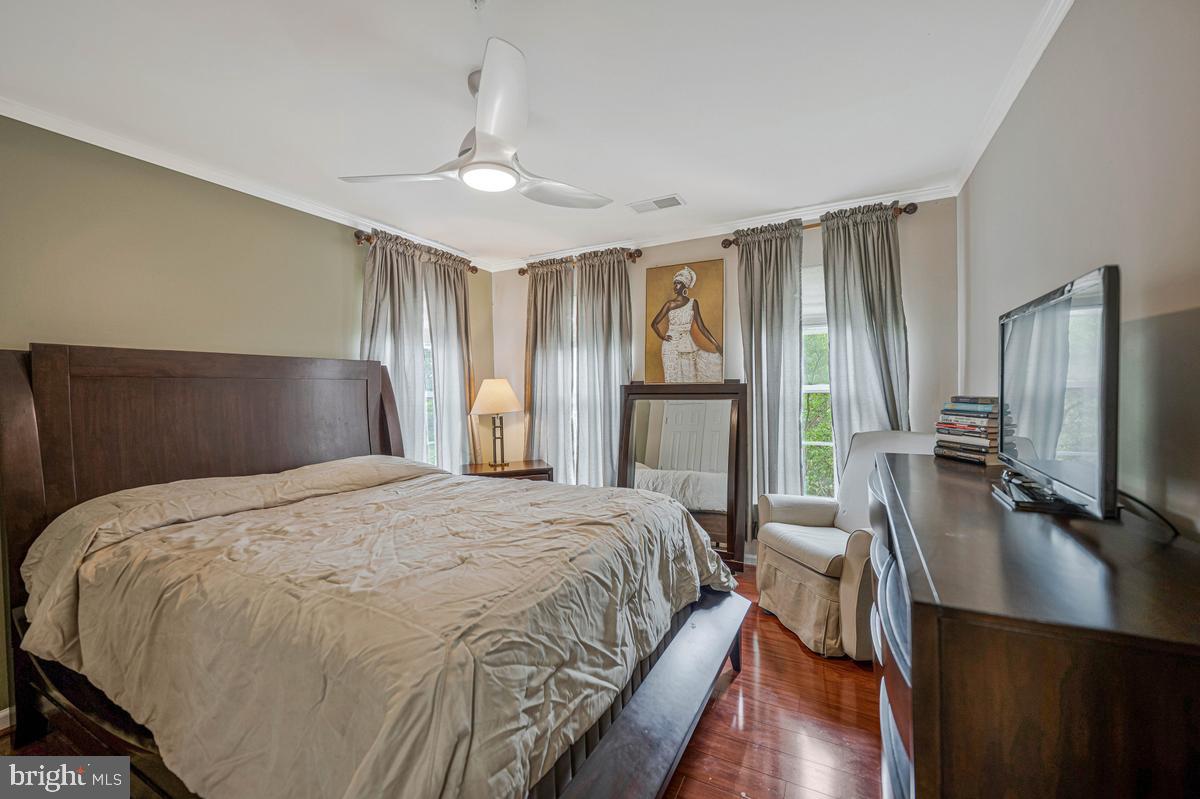 1117 Horizon View Place Accokeek, MD 20607 - Photo 27 of 59 Serene bedroom with natural light.