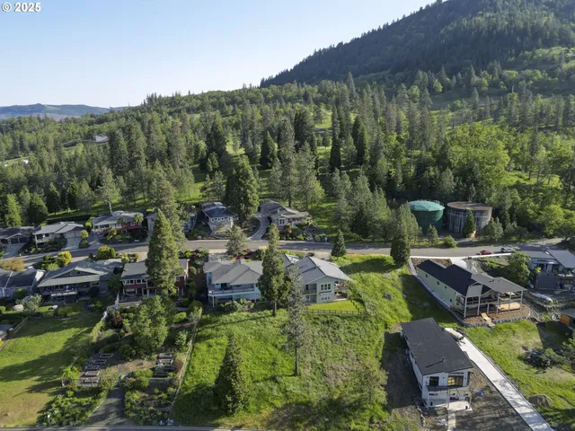 $95,000 | Sunridge Lane, Unit 41, Lowell, OR 97452