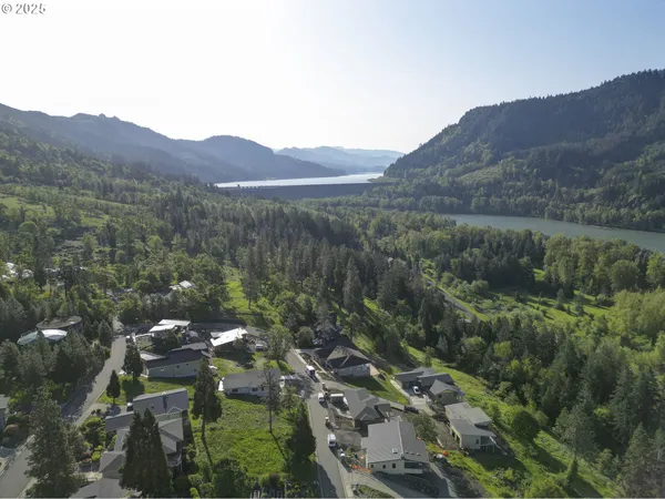 $95,000 | Sunridge Lane, Unit 41, Lowell, OR 97452