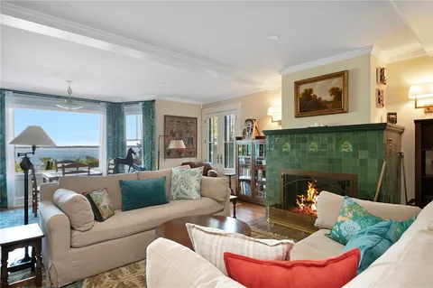 $3,550,000 | 140 Aldrich Avenue, Warwick, RI 02889