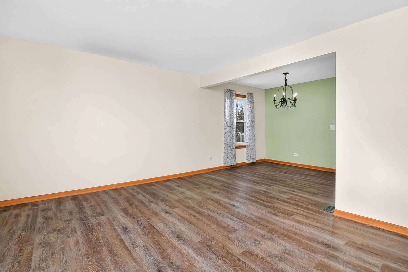 75 Ponderosa Drive Romeoville, IL 60446 - Photo 4 of 27