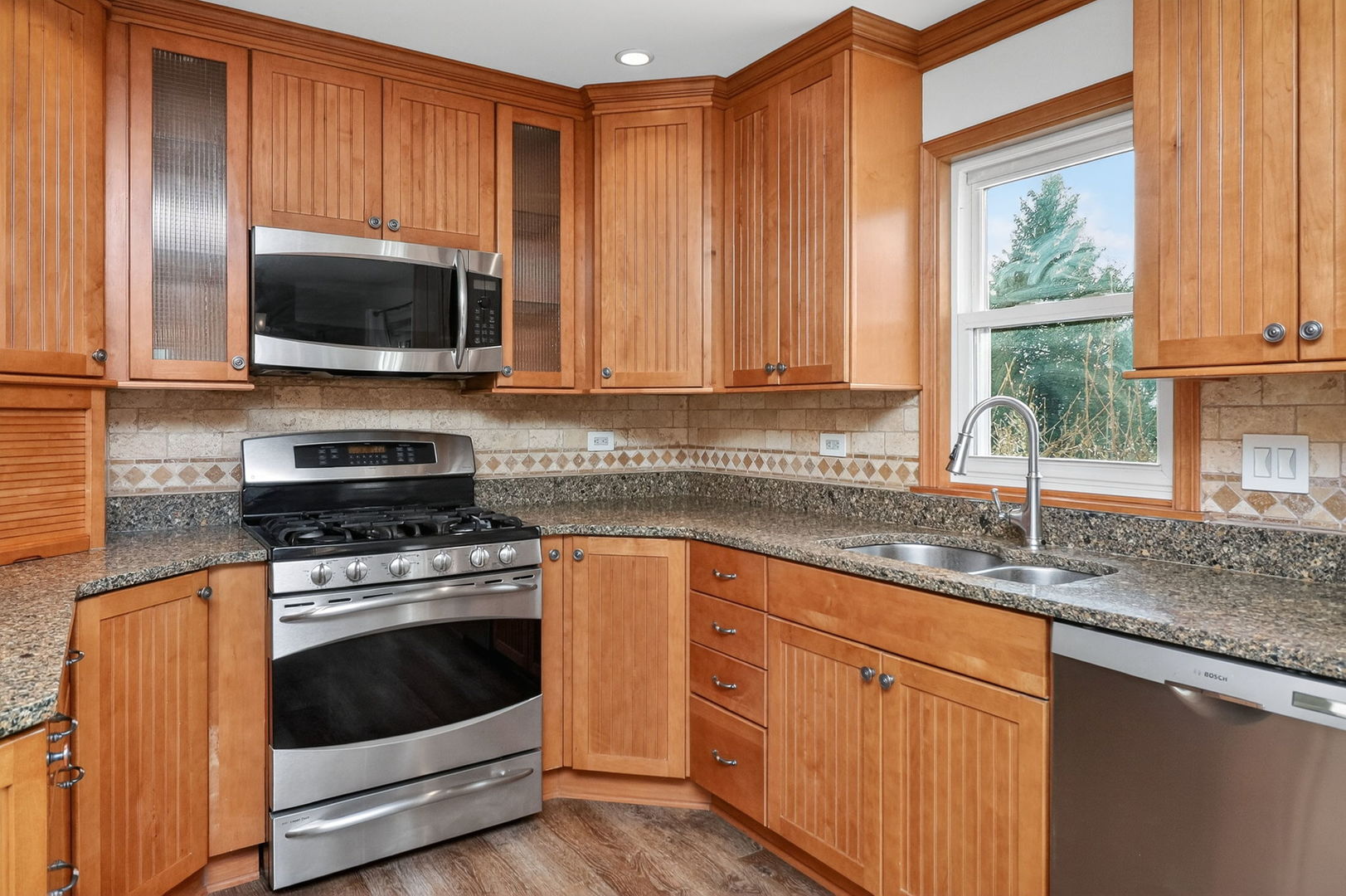 75 Ponderosa Drive Romeoville, IL 60446 - Photo 7 of 27