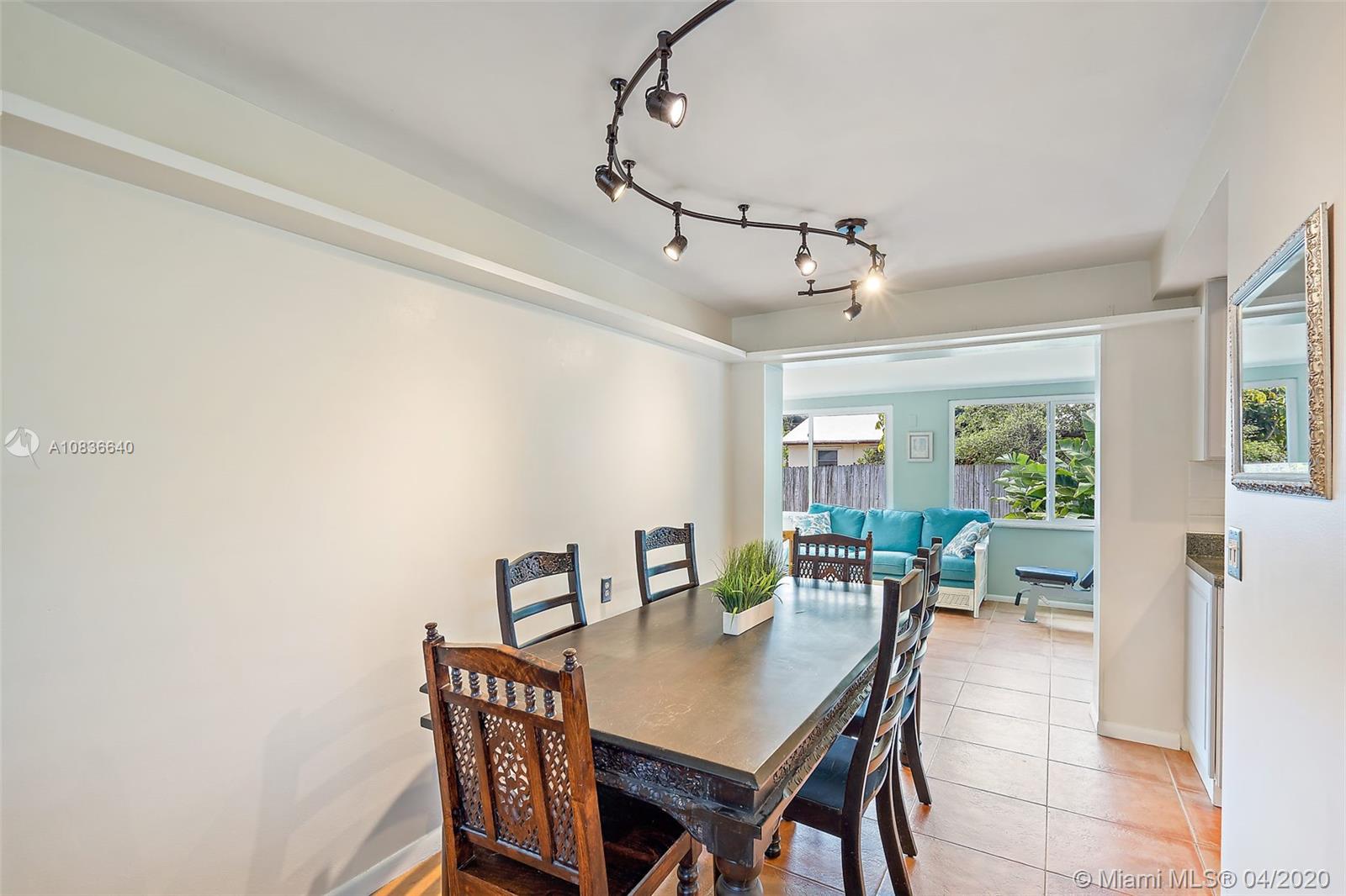 12 Van Road Jupiter, FL 33469 - Photo 9 of 21