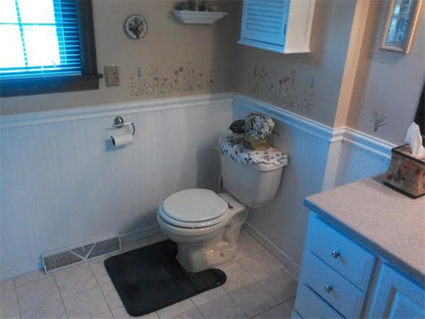 142 Country Road Agawam, MA 01001 - Photo 14 of 25 Gallery Image 14