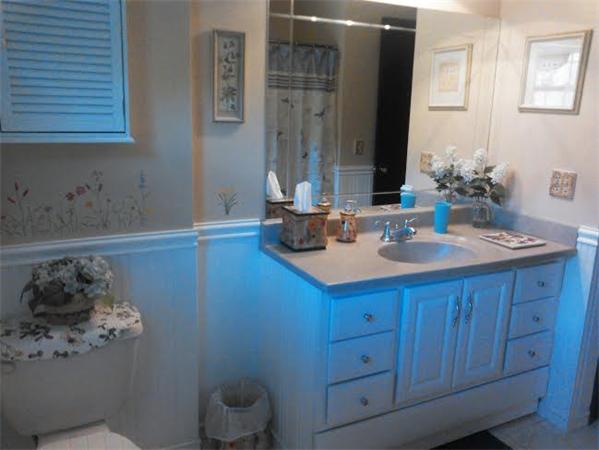 142 Country Road Agawam, MA 01001 - Photo 15 of 25 Gallery Image 15