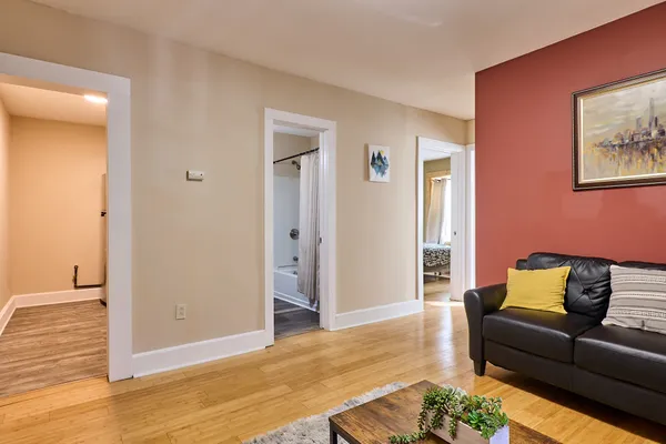 $1,250 | 198 Court Street, Unit 10, Binghamton, NY 13901