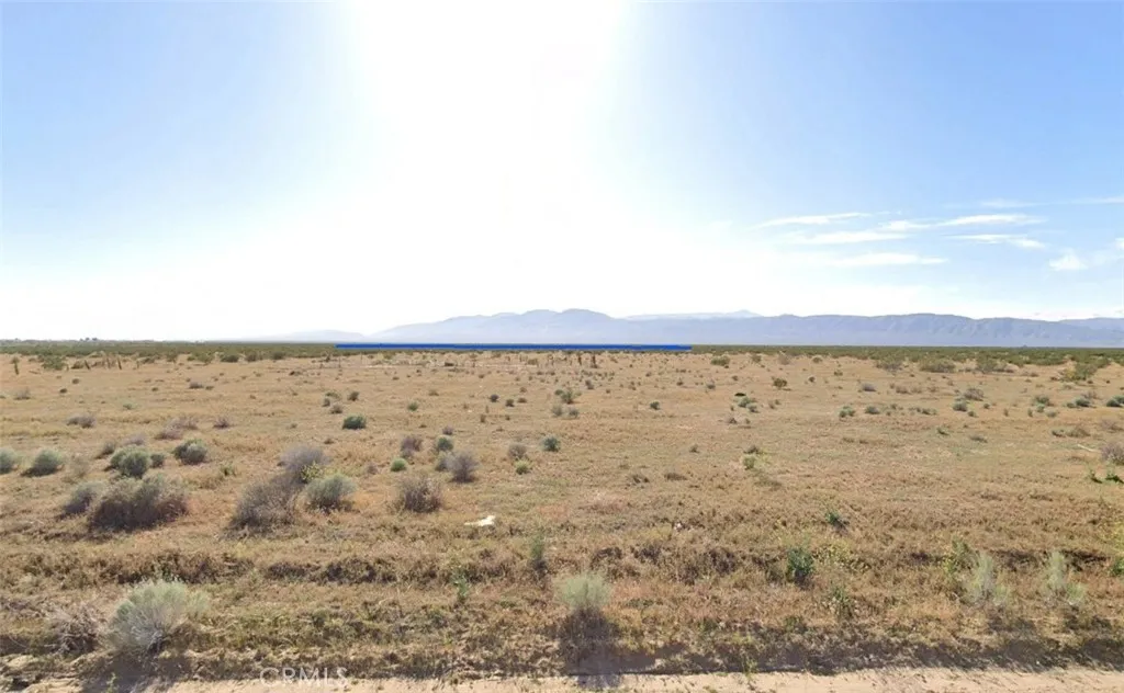 0 Yerba Edwards, CA 93523 - Photo 4 of 7 a view of a flat screen tv