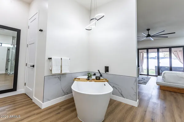$1,799,999 | 2536 East Indianola Avenue, Phoenix, AZ 85016
