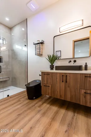 $1,799,999 | 2536 East Indianola Avenue, Phoenix, AZ 85016