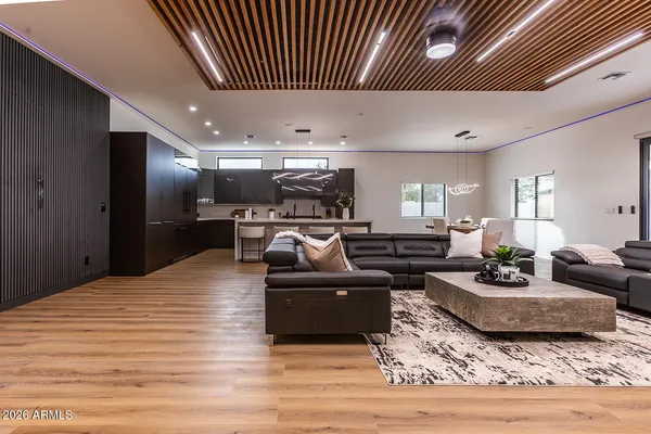 $1,799,999 | 2536 East Indianola Avenue, Phoenix, AZ 85016