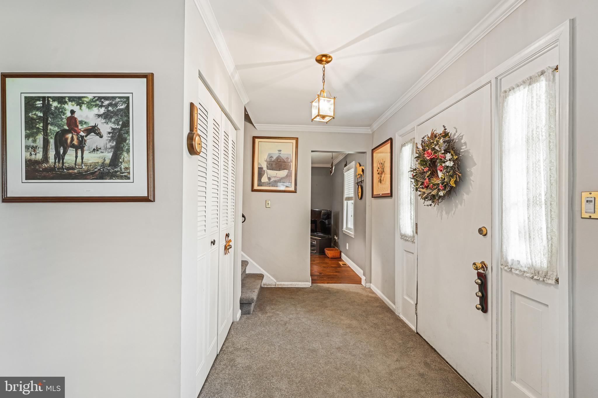630 South Chester Road West Chester, PA 19382 - Photo 2 of 35 Foyer