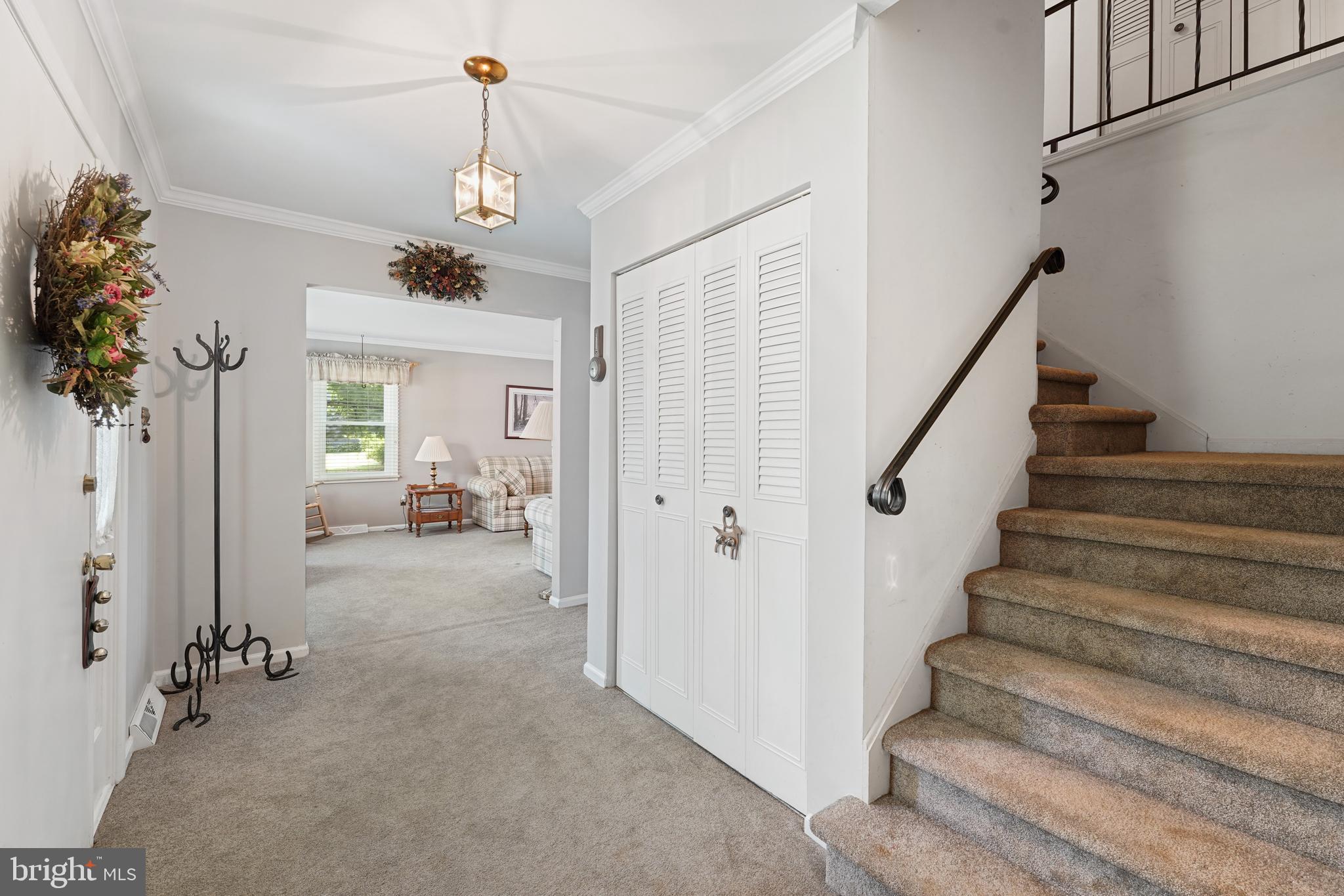 630 South Chester Road West Chester, PA 19382 - Photo 3 of 35 Foyer