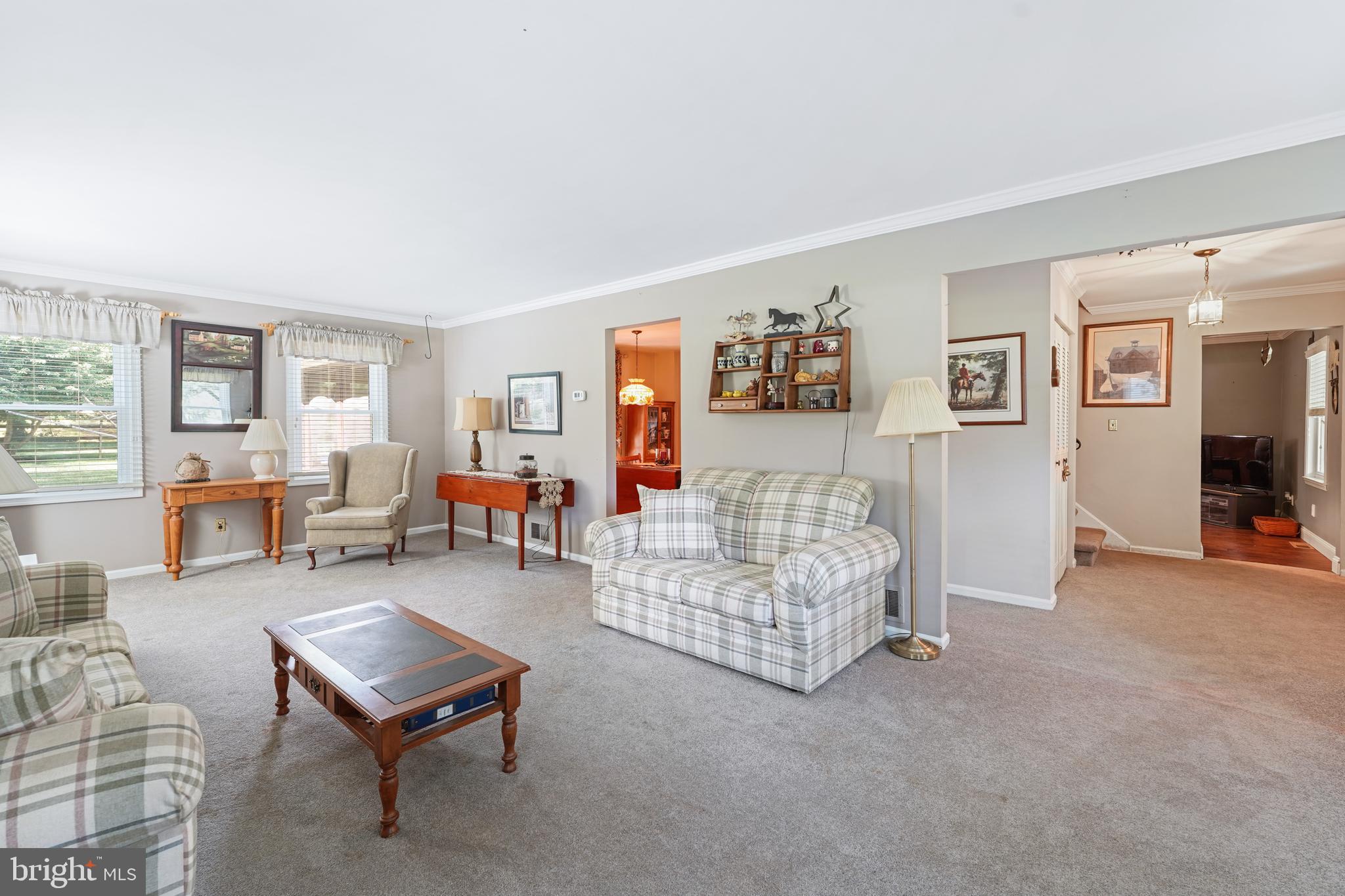 630 South Chester Road West Chester, PA 19382 - Photo 6 of 35 Living Room