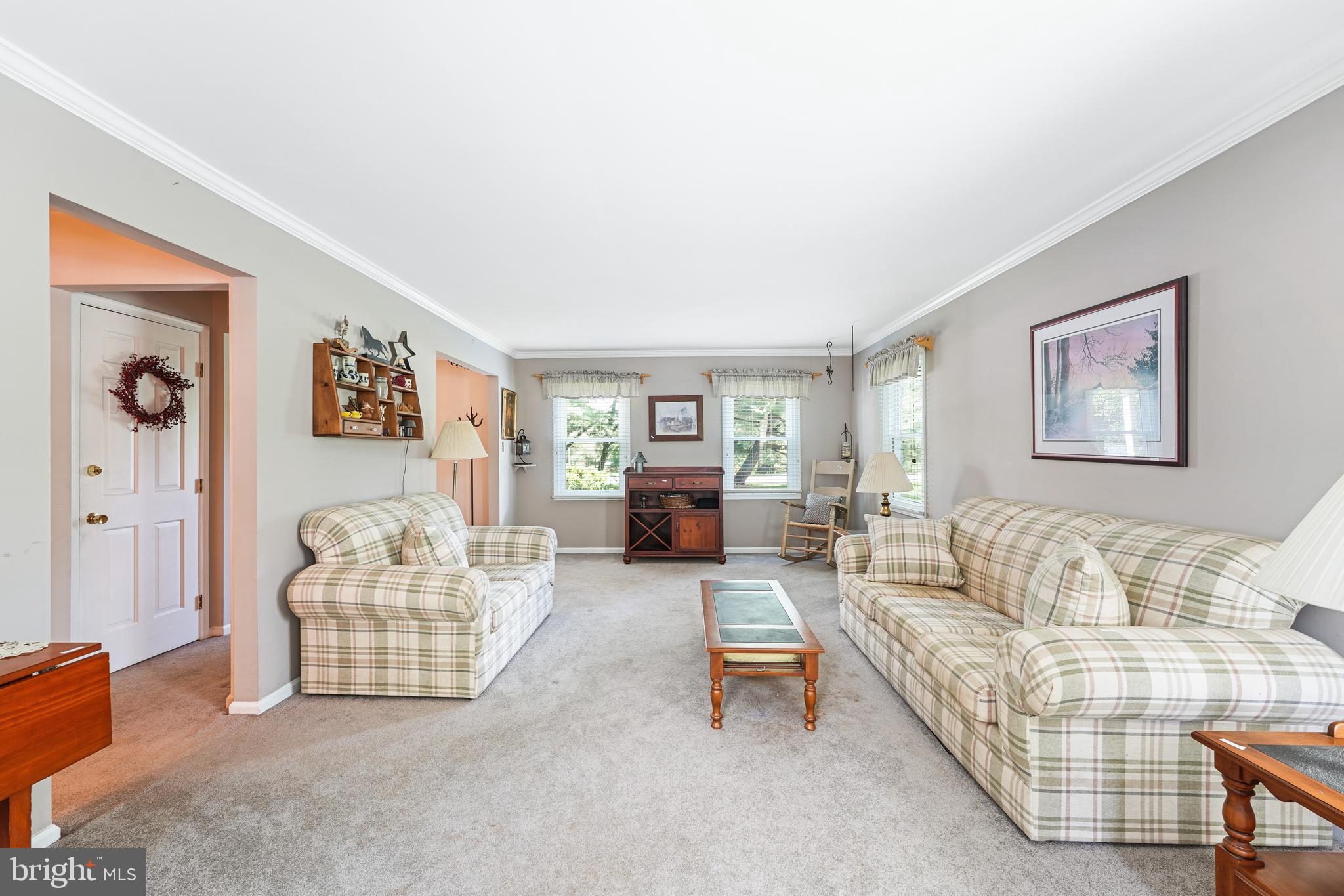 630 South Chester Road West Chester, PA 19382 - Photo 7 of 35 Living Room